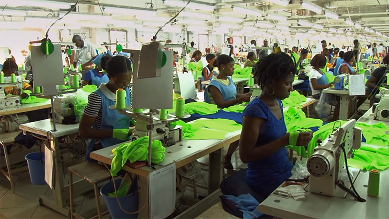 Jim Kim Shares True Story of Ghanaian Businesswoman 